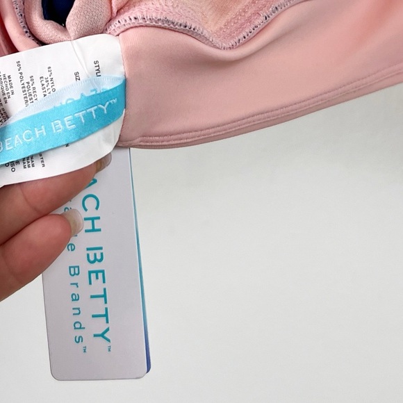 NWT Beach Betty Colorblock Bikini Top Navy Pink - Picture 6 of 6